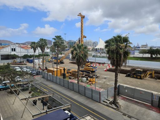 El PP denuncia la paralización total del túnel subterráneo de la MetroGuagua en Santa Catalina