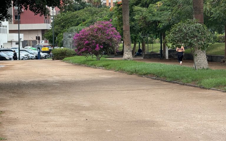 El PP lamenta la “chapuza” realizada por Deportes en la pista del Parque Romano y solicita una actuación integral con carácter inmediato