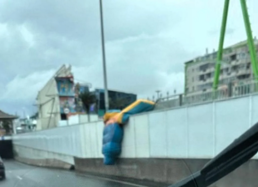 El PP solicita una revisión de las atracciones de la feria del Carnaval situadas en la parcela de El Refugio tras la caída de un hinchable a la GC-1