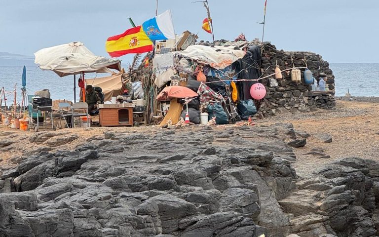 El PP lamenta otro “aniversario de la vergüenza” tras cumplirse ocho años con El Confital cerrado a causa de la contaminación de sus aguas