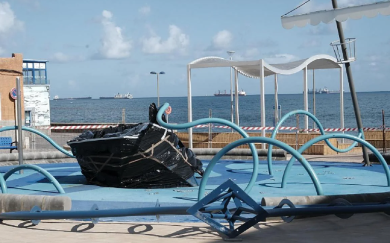 Delgado exige explicaciones por la retirada de la “cola del cachalote” en San Cristóbal tras años de obras, sobrecostes y molestias al barrio