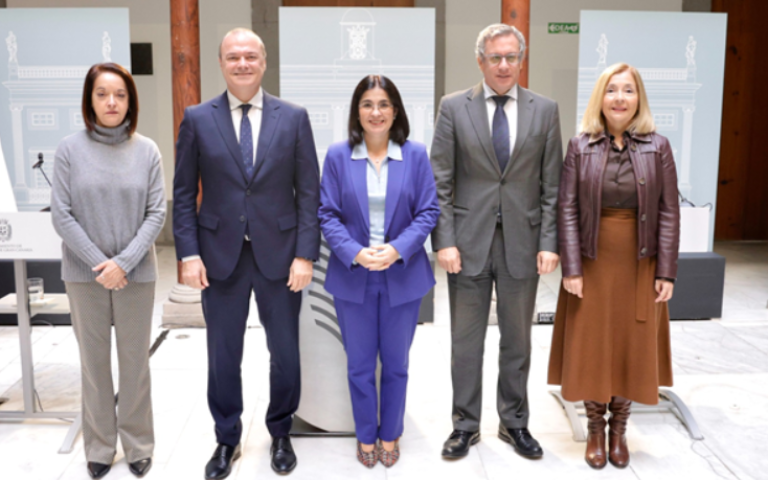 Delgado exige un giro inmediato en Vivienda y afea a Darias que no haya entregado ni una sola promoción en este mandato