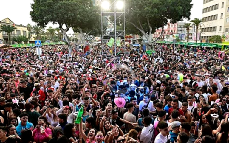 Delgado: “El PSOE ha dado una estocada de muerte al Carnaval de calle por no proteger ni la fiesta ni a los vecinos”